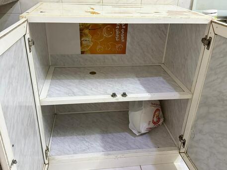 Jeddah, Household Items, SAR 35,  Premium Wooden Table, Bathroom Mirror Set & Storage Cabinet