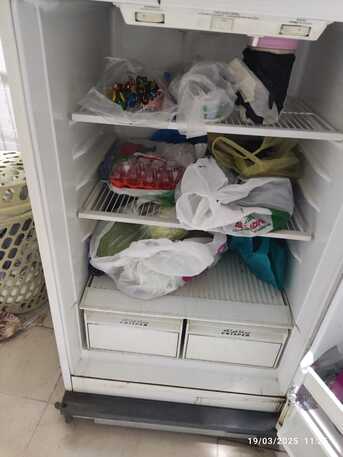 Al Shemaysi, Electronics, SAR 450,  Urgent Sell For Refrigerator Big And Almirah Big