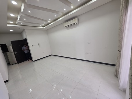 Hidd, Apartments/Houses, BHD 250/month,  Furnished,  2 BR,  BHD:-250/month SEMI FURNISHED 2 BHK APARTMENT FOR RENT IN HIDD -:MUNEEB" *35041493