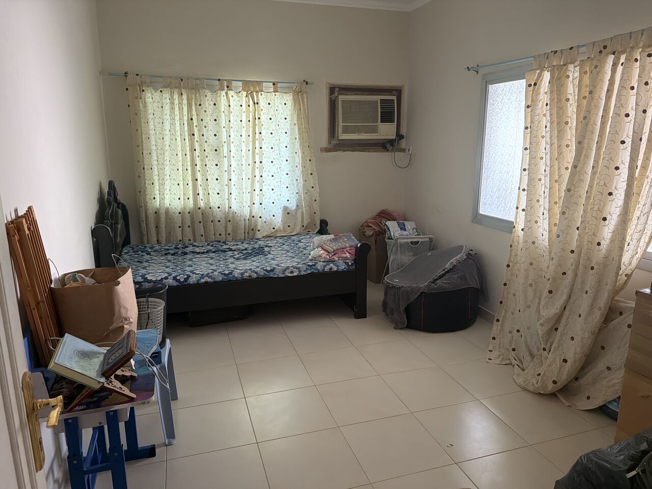 Segaya, Rooms for Rent, Furnished,  Spacious Room Available, Separate Bathroom, Semi Furnished With A/c And Bed Coat