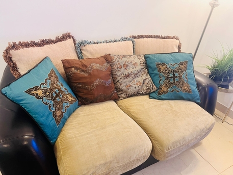 Dammam, Furniture, SAR 1200,  Home Centre 7 Seater Sofa Set With Centre Wood Table, Tv Trolly And Two Set Of Curtains.