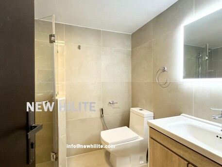 Kuwait City, Villas, KWD 730,  Spacious Four Bedroom Floor For Rent In Salwa