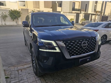 Riyadh, Vehicles, Cars & Trucks , SAR 185000,  Nissan Patrol,  2024,  Automatic,  17500 KM,    SE Excellent Condition Still Under Warranty