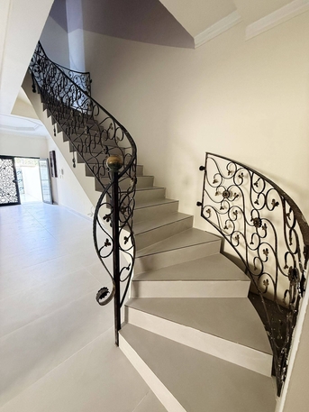 Arad, Villas, BHD 420,  Villa For Rent: In Arad فيلا للايجار في عراد