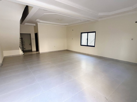 Arad, Villas, BHD 420,  Villa For Rent: In Arad فيلا للايجار في عراد