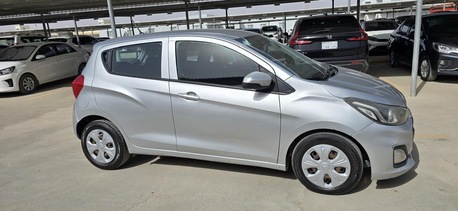 Al-Madinah, Vehicles, Cars & Trucks , SAR 22000,  Chevrolet Spark,  2020,  Automatic,  140000 KM,  Urgent Sale - Moving Out