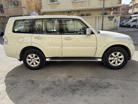 Khobar, Vehicles, Cars & Trucks , SAR 50000, Mitsubishi Pajero, 2017, Automatic, 262300 KM,