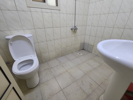 Manama, Apartments/Houses, BHD 170/year,  1 BR,  Manama:- 1Bhk Flat On Rent With Ewa..