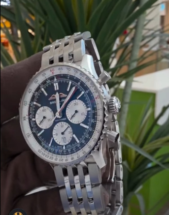 Dubai, Collectibles, AED 15000,  Breitling Navitimer 41 &ndash; Pre-Owned | Box & Papers | Stainless Steel