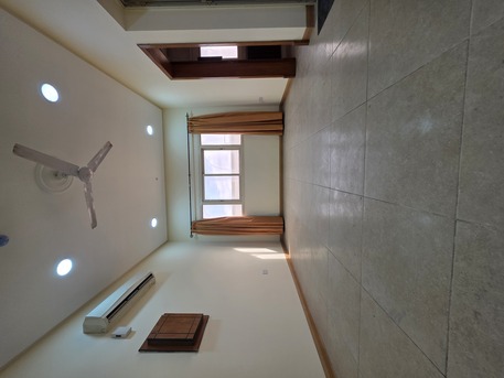 Zinj, Apartments/Houses, BHD 250/month,  2 BR,  - Very Neet & Clean, Parking Semi Furnished 2 BHK Flat With Ewa @250/BD Zinj