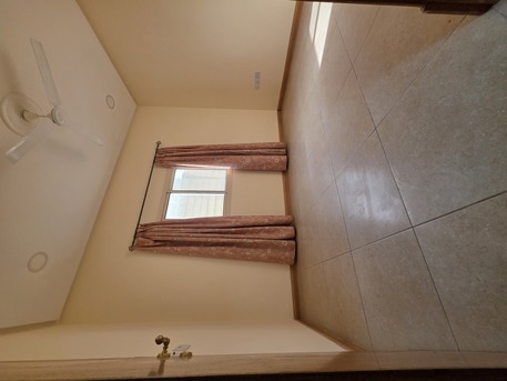 Zinj, Apartments/Houses, BHD 250/month,  2 BR,  - Very Neet & Clean, Parking Semi Furnished 2 BHK Flat With Ewa @250/BD Zinj