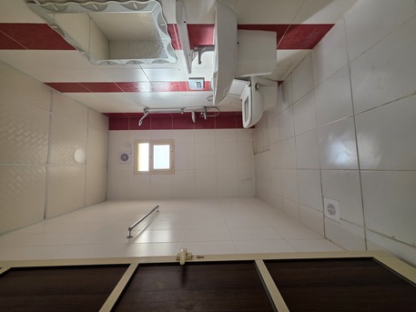 Zinj, Apartments/Houses, BHD 250/month,  2 BR,  - Very Neet & Clean, Parking Semi Furnished 2 BHK Flat With Ewa @250/BD Zinj