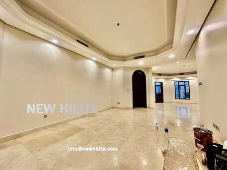Kuwait City, Villas, KWD 850,  Spacious 4-Bedroom Floor For Rent In Salwa