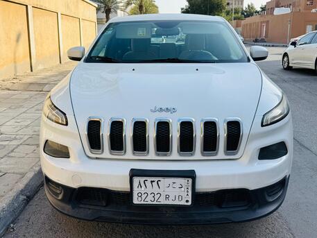 Dammam, Vehicles, Cars & Trucks , SAR 29000,  CHEROKEE JEEP,  2016,  Automatic,  155939 KM,  I Am Selling .