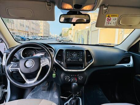 Dammam, Vehicles, Cars & Trucks , SAR 29000,  CHEROKEE JEEP,  2016,  Automatic,  155939 KM,  I Am Selling .