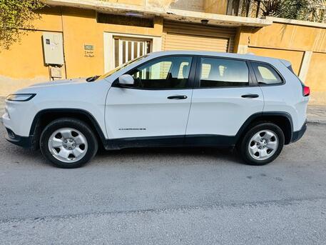 Dammam, Vehicles, Cars & Trucks , SAR 29000,  CHEROKEE JEEP,  2016,  Automatic,  155939 KM,  I Am Selling .