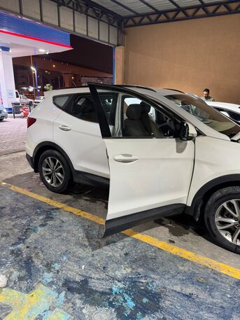 Al Shemaysi, Vehicles, Cars & Trucks , SAR 45000,  Hyundai Santa Fe,  2016,  Automatic,  120000 KM,