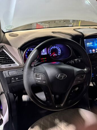 Al Shemaysi, Vehicles, Cars & Trucks , SAR 45000,  Hyundai Santa Fe,  2016,  Automatic,  120000 KM,