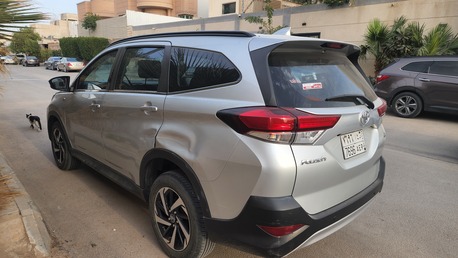 Riyadh, Vehicles, Cars & Trucks , SAR 46000,  Toyota Rush,  2023,  Automatic,  90000 KM,