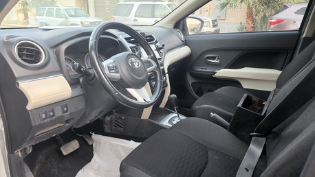 Riyadh, Vehicles, Cars & Trucks , SAR 46000,  Toyota Rush,  2023,  Automatic,  90000 KM,