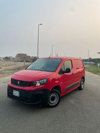 Jeddah, Vehicles, Cars & Trucks , SAR 27000,  Peugeot Partner,  2023,  Manual,  163000 KM,