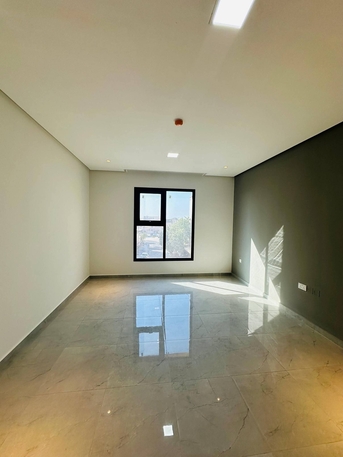 Janabiya, Apartments/Houses, BHD 280/year,  2 BR,  Apartment Semi-furnished For Rent In Janabiyah  شقه نص مفروش للايجار في الجنبي