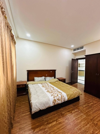 Manama, Apartments/Houses, BHD 320/year, 2 BR, Furnished Apartment For Rent In Seef شقه مفروشه للايجار في السيف