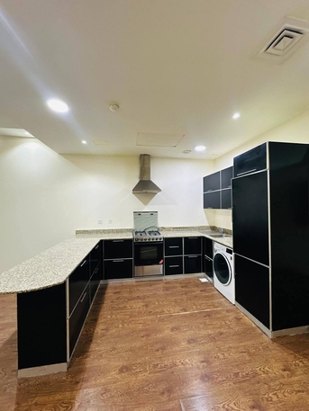 Manama, Apartments/Houses, BHD 290/year, 2 BR, Apartment For Rent Fully Furnished In Seef شقه مفروش للايجار في السيف