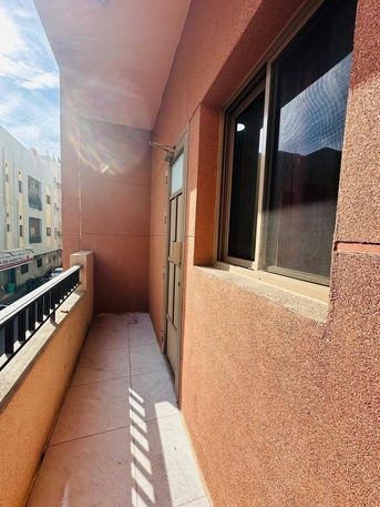 Hoora, Apartments/Houses, BHD 160/year,  1 BR,  Studio For Rent In Hoora استديو نظيف للايجار في الحورة