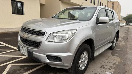 Riyadh, Vehicles, Cars & Trucks , SAR 33500,  CHEVROLET TRAIL BLAZER LT,  2016,  Automatic,  200000 KM,  V6 SIDI 4X4 MID OPTION 100 % In  CONDITION Last Offer 34500 Sr
