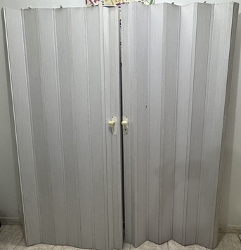 Azizia, Household Items, SAR 300,  Partition Door