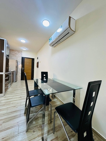 Manama, Apartments/Houses, BHD 250/year,  1 BR,  Furnished Apartment For Rent In Seef - Al Barhama