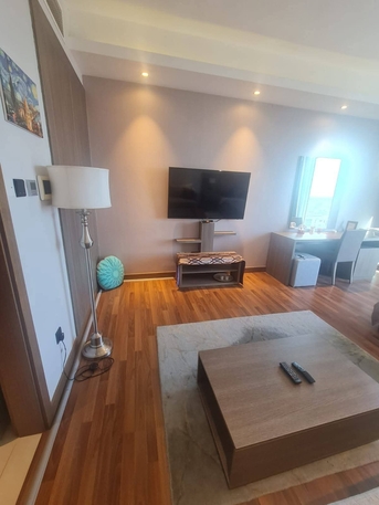 Manama, Apartments/Houses, BHD 230/year,  1 BR,  Furnished Studio For Rent In Seef استديو مفروش للإيجار في السيف