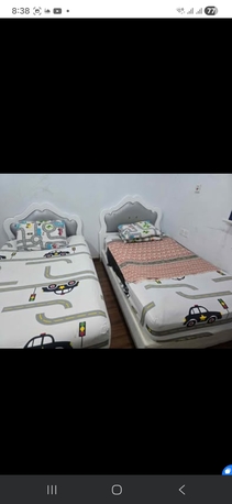 Al Muruj, Furniture, SAR 500,  2 Bed Size 200  X 120 With Dressing Table And Side Table