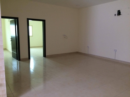 Sanad, Apartments/Houses, BHD 170/year,  2 BR,  Residential And Commercial Apartment For Rent In Sanad شقه سكنيه وتجاريه للايجار في 