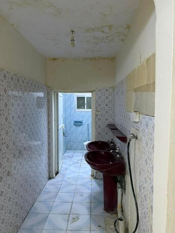 Riyadh, Villas, SAR 36000,  Unfurnished Villa For Rent (Nassirya)