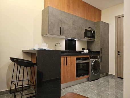 Zinj, Apartments/Houses, BHD 290/year, 1 BR, Furnished Studio Apartments For Rent In Zinj استديو مفروش للايجار في الزن