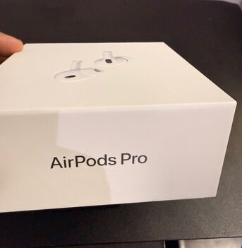 Al Malaz, Computers, SAR 500,  Apple Airpod Pro -  For Sale