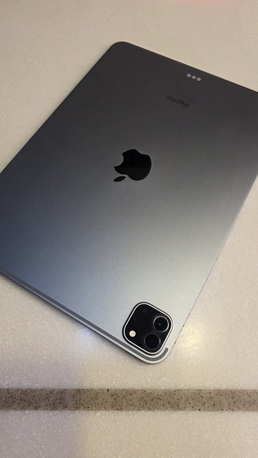 Dammam, Mobile Phones, SAR 1800,  IPad Pro M2