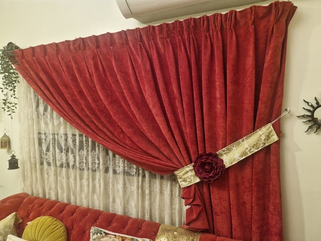 Al Sulaymaniyyah, Furniture, SAR 1900,  Sofa (3+2+2) With Curtain For Sale