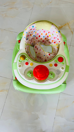 Salmaniya, Baby & Kid Stuff, BHD 4,  Baby Walker