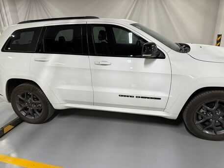 Riyadh, Vehicles, Cars & Trucks , SAR 115000,  Jeep Grand Cherokee Limited,  2020,  Automatic,  140000 KM,