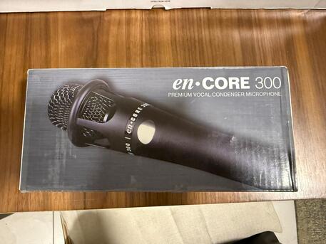 Juffair, Electronics, BHD 40,  Wireless Karaoke Mics And Condenser Microphones For Sale