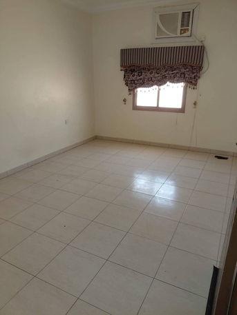 Manama, Apartments/Houses, BHD 100/year, 1 BR, Studio Apartment Semi-furnished In Jurdab استديو نص مفروش للايجار في جردا