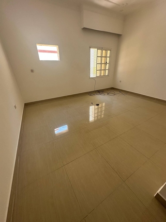 Riffa, Apartments/Houses, BHD 260/year,  4 BR,  Apartment For Rent In Riffa, شقه للايجار في الرفاع