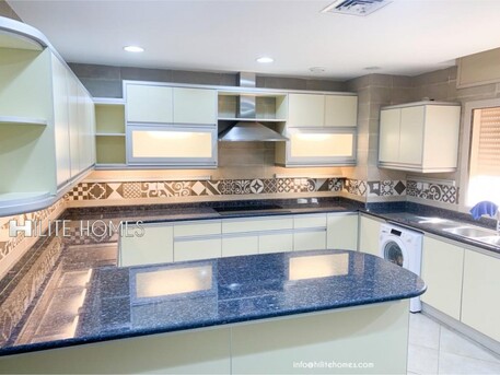 Kuwait City, Apartments/Houses, KWD 1500/month,  4 BR,  Four Bedroom Beautiful Floor In Bida