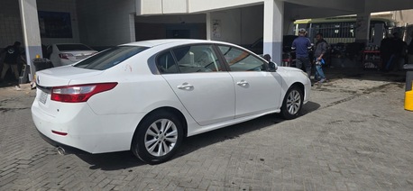 Hara, Vehicles, Cars & Trucks , SAR 16000,  Renault Safrane,  2014,  Automatic,  164891 KM,