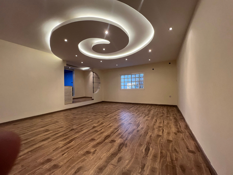 Saar, Apartments/Houses, BHD 170/year,  1 BR,  For Families Or Women Only Large Studio Apartment In Saar, Near Karami Restaurant. It Incl