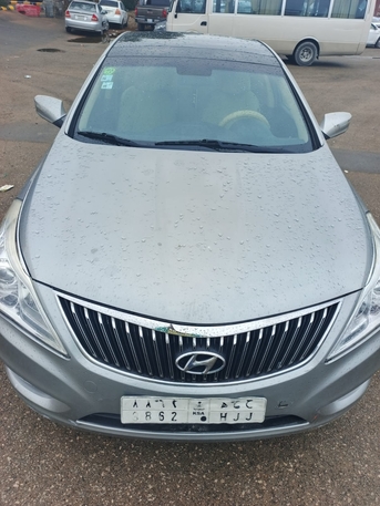 Al Khobar Al Shamalia, Items Wanted, Car Hyundai Azera Model 14 4-cylinder