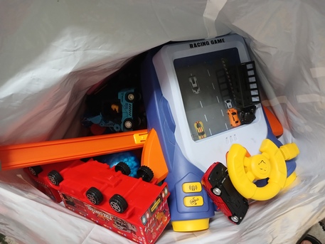 Jubail, Household Items, SAR 1,  Curtains & Rugs & Baby Toys For Sale